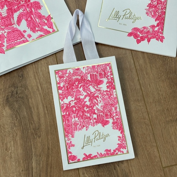 🎉HP🎉Three Lilly Pulitzer Shopping Bags - Picture 5 of 5